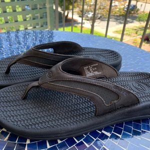 Reef Cushion Flip Flops, Size 10 - Like New